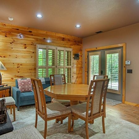 Iron Mountain Lodge - Beautiful Cabin With Forest & Mountain Views! Butler Bagian luar foto