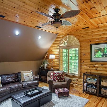 Iron Mountain Lodge - Beautiful Cabin With Forest & Mountain Views! Butler Bagian luar foto