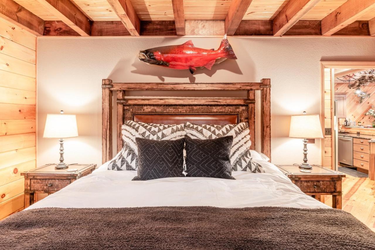 Iron Mountain Lodge - Beautiful Cabin With Forest & Mountain Views! Butler Bagian luar foto
