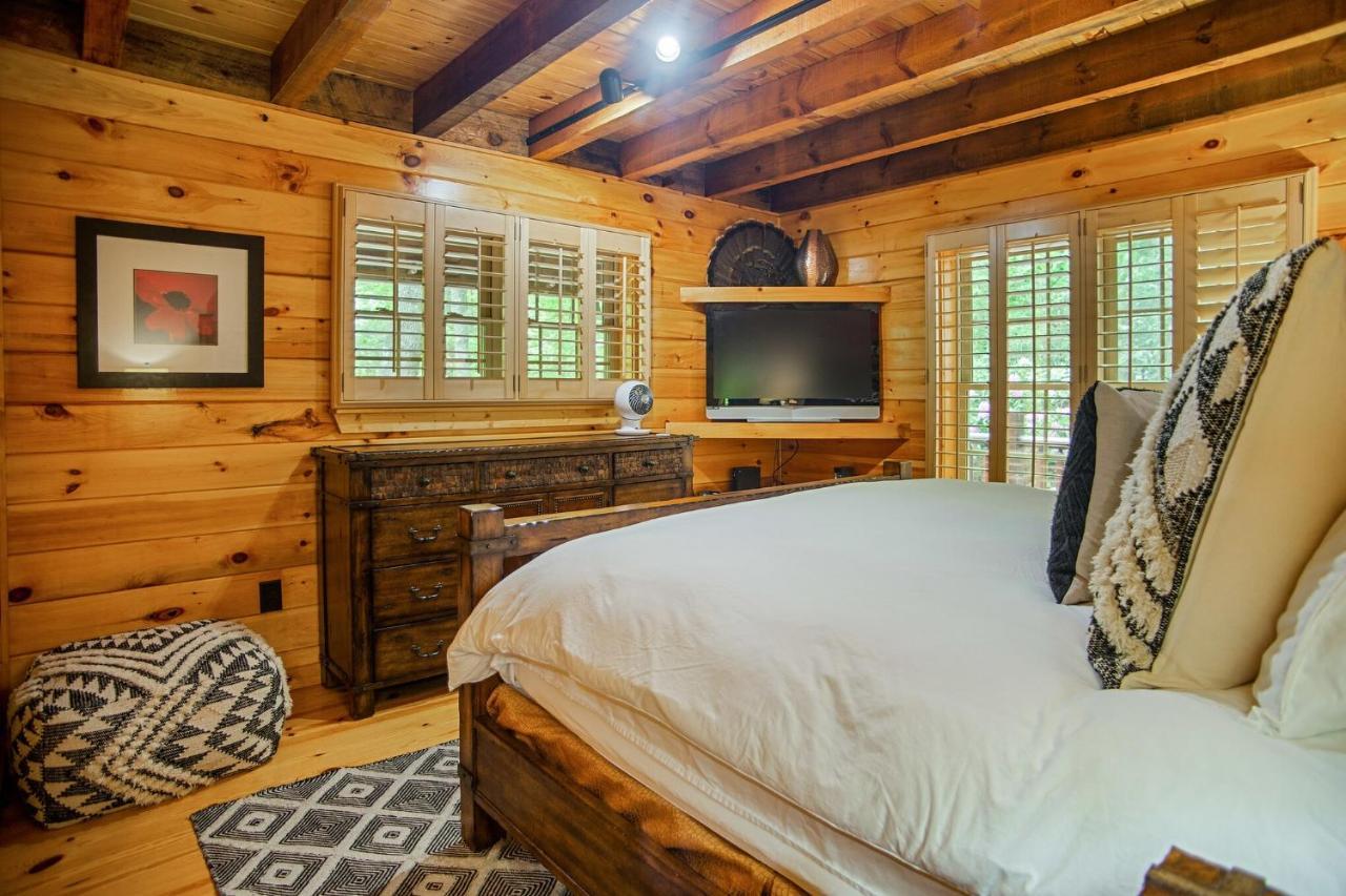 Iron Mountain Lodge - Beautiful Cabin With Forest & Mountain Views! Butler Bagian luar foto
